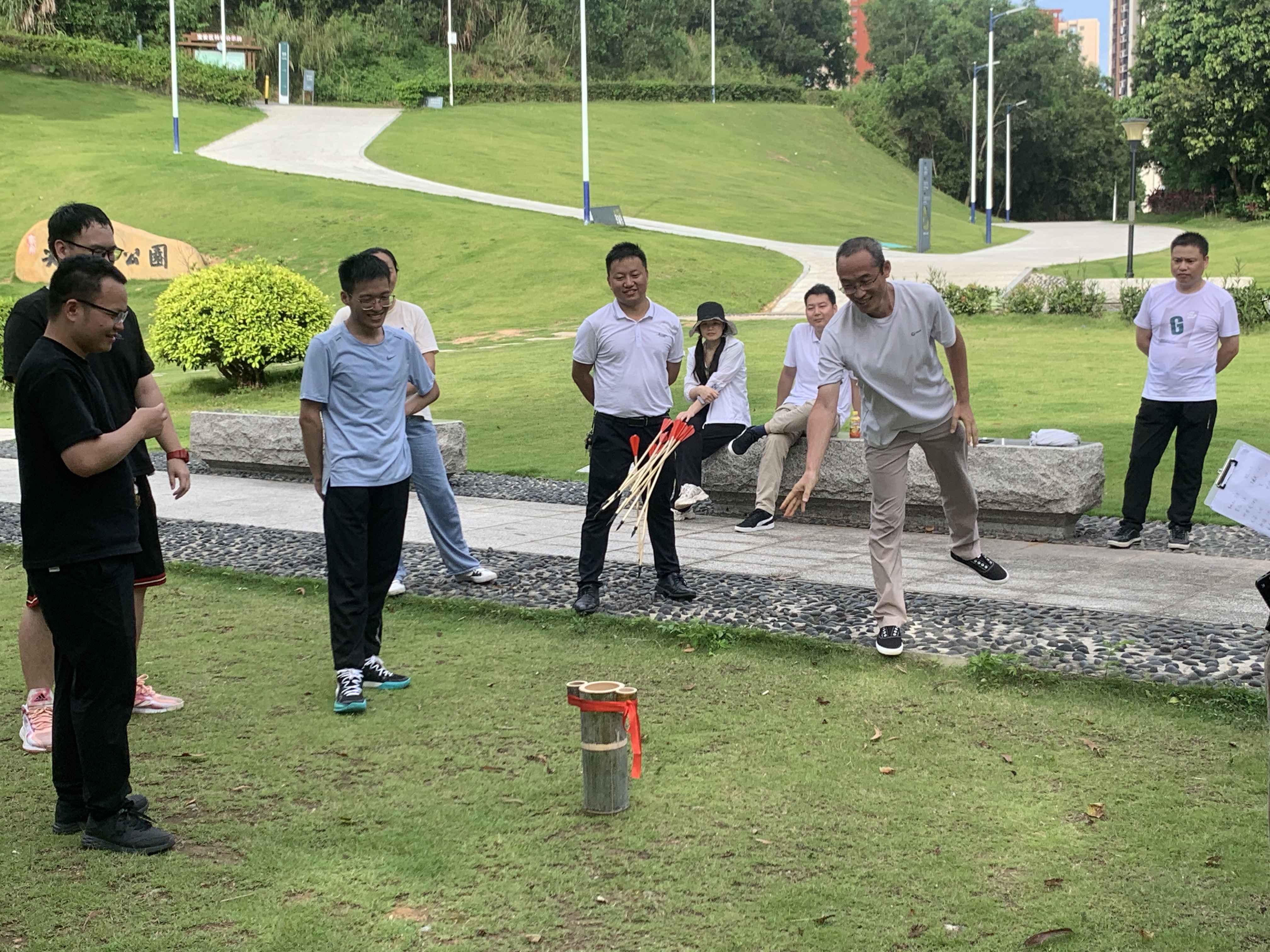 2023年长运通半导体第二季度员工生日会(图1)